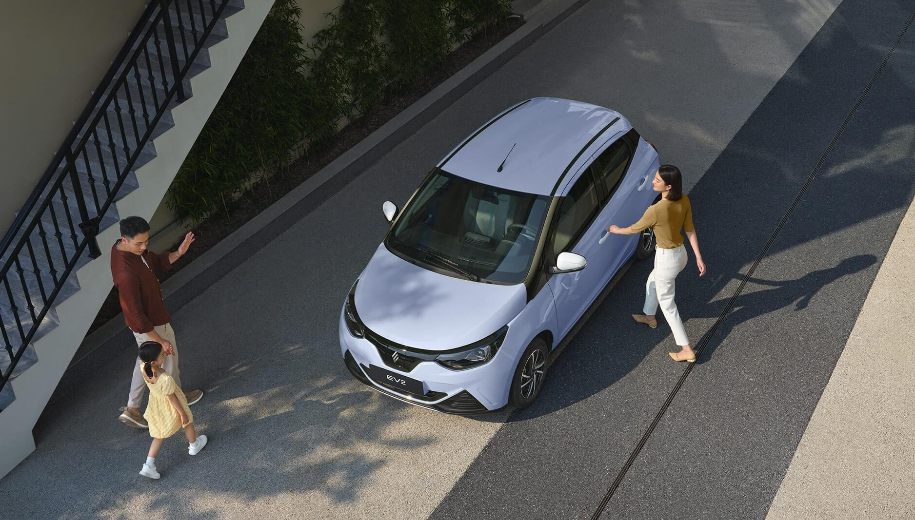 Cạnh tranh Hyundai Grand i10, hatchback điện gi&aacute; 162 triệu đồng thiết kế nhỏ xinh, nội thất phong c&aacute;ch, đi 201 km/lần sạc kh&aacute;ch Việt nh&igrave;n l&agrave; m&ecirc; - Ảnh 2.