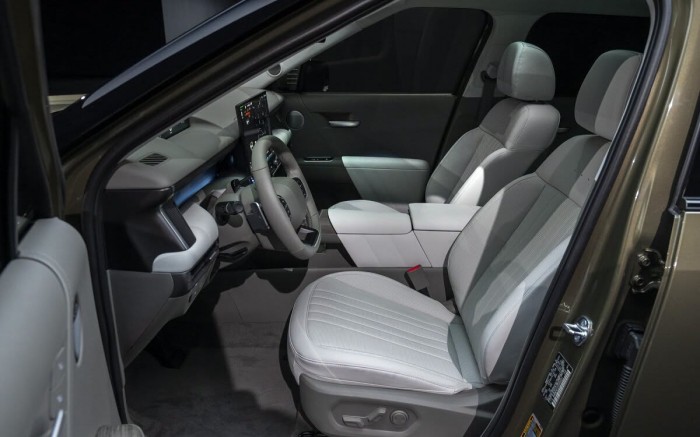 Giá cả thị trường ô tô tháng 10: Honda City bất ngờ dừng ưu đãi - Ảnh 1.