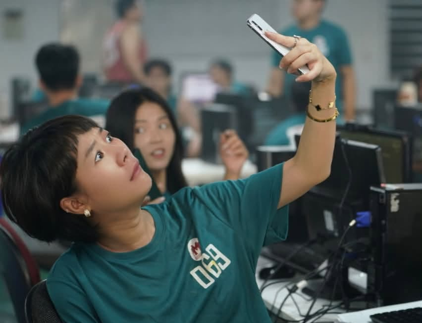 Cuộc sống ngòai đời của Nữ diễn viên Mỹ Ngọc trong ' Trại buôn người ' năm 2026 - Ảnh 2.