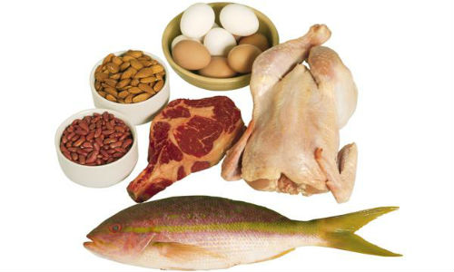 Bữa tối Sau tuổi 40: 5 M&oacute;n n&ecirc;n tr&aacute;nh để giữ sức khỏe tốt hơn - Ảnh 2.