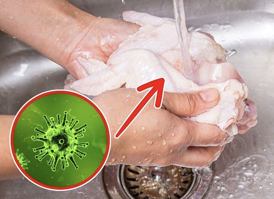 Tại sao rửa thịt sống lại có hại cho sức khỏe và bếp ăn - Ảnh 1.