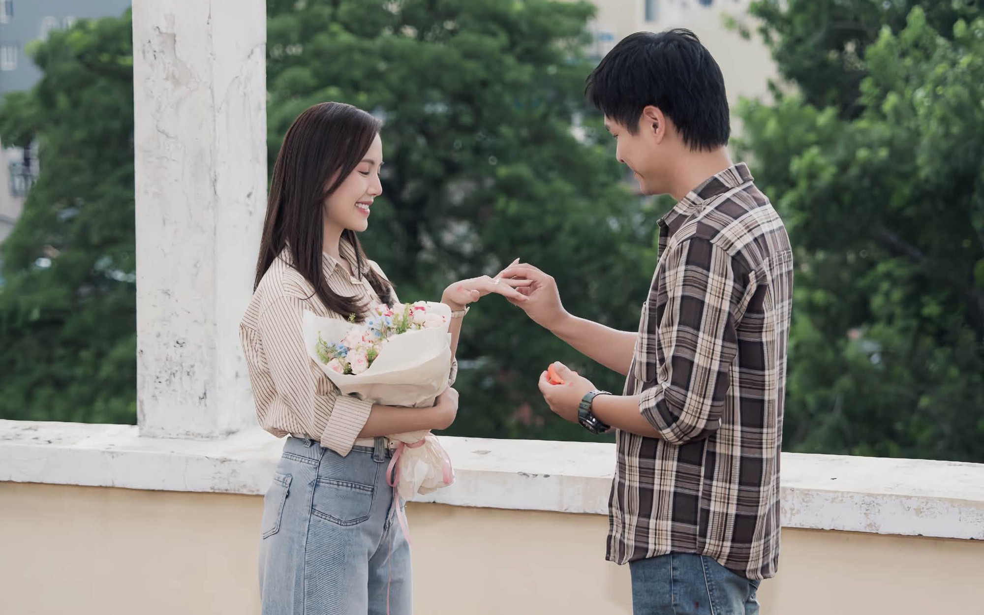Minh Thu &ndash; T&ocirc; Dũng chia sẻ &aacute;p lực khi kh&eacute;p lại M&ugrave;a h&egrave; năm ấy - Ảnh 1.