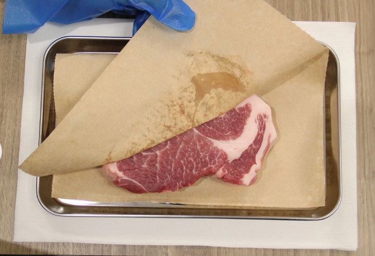 Tại sao rửa thịt sống lại có hại cho sức khỏe và bếp ăn - Ảnh 6.