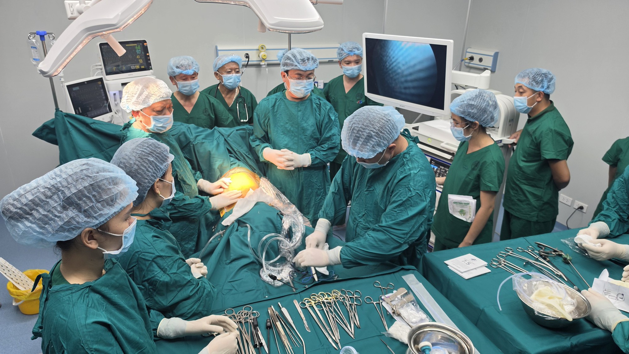 Nhịp cầu 65 năm B&aacute;o Sức khỏe v&agrave; Đời sống: Từ trang b&aacute;o đến m&ugrave;a xu&acirc;n tr&ecirc;n rẻo cao - Ảnh 7.