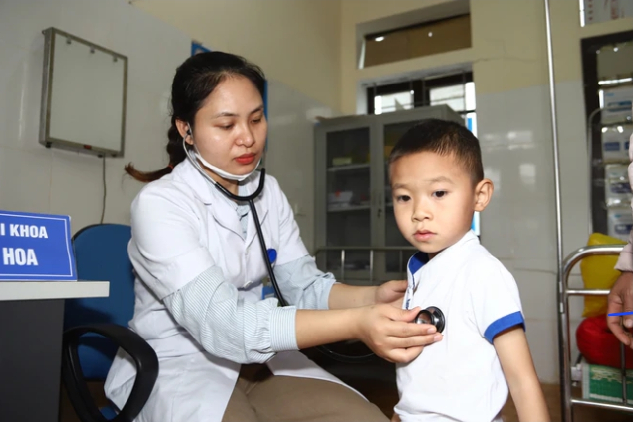 Nhịp cầu 65 năm B&aacute;o Sức khỏe v&agrave; Đời sống: Từ trang b&aacute;o đến m&ugrave;a xu&acirc;n tr&ecirc;n rẻo cao - Ảnh 13.