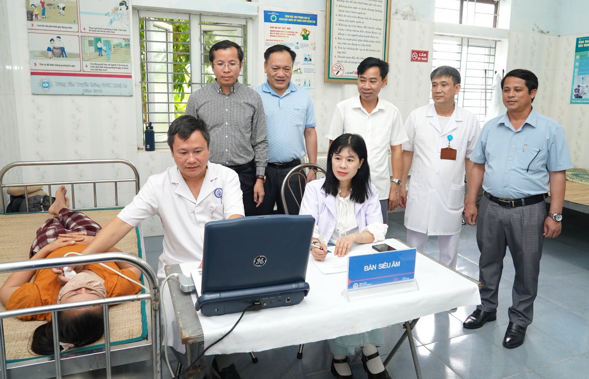 Nhịp cầu 65 năm B&aacute;o Sức khỏe v&agrave; Đời sống: Từ trang b&aacute;o đến m&ugrave;a xu&acirc;n tr&ecirc;n rẻo cao - Ảnh 6.