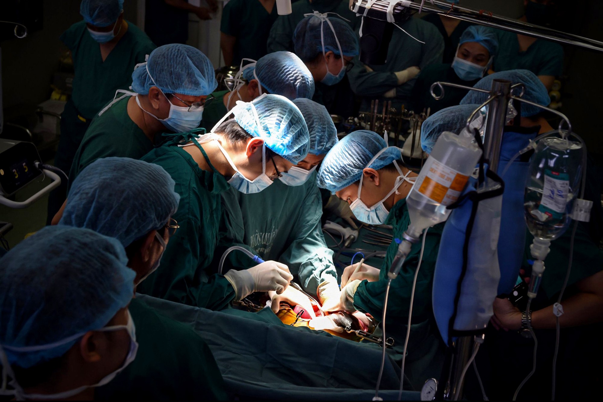 Nhịp cầu 65 năm B&aacute;o Sức khỏe v&agrave; Đời sống: Từ trang b&aacute;o đến m&ugrave;a xu&acirc;n tr&ecirc;n rẻo cao - Ảnh 3.
