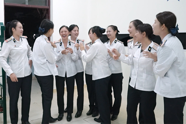 Văn Mai Hương thừa nhận có người yêu trên sóng truyền hình - Ảnh 2.