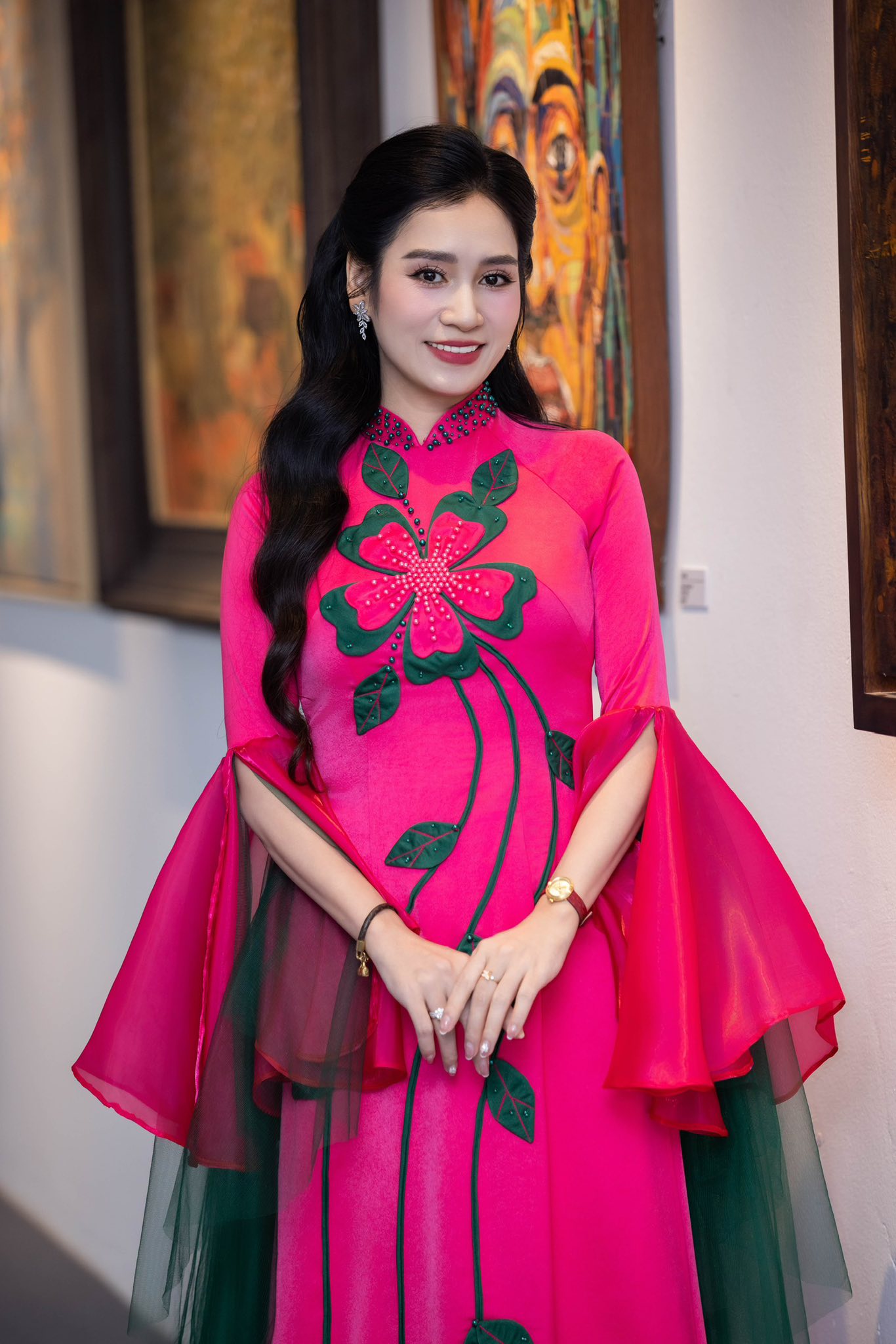 MC Thanh Mai nổi bật với &aacute;o d&agrave;i Tết truyền thống v&agrave; hiện đại năm 2026 - Ảnh 6.