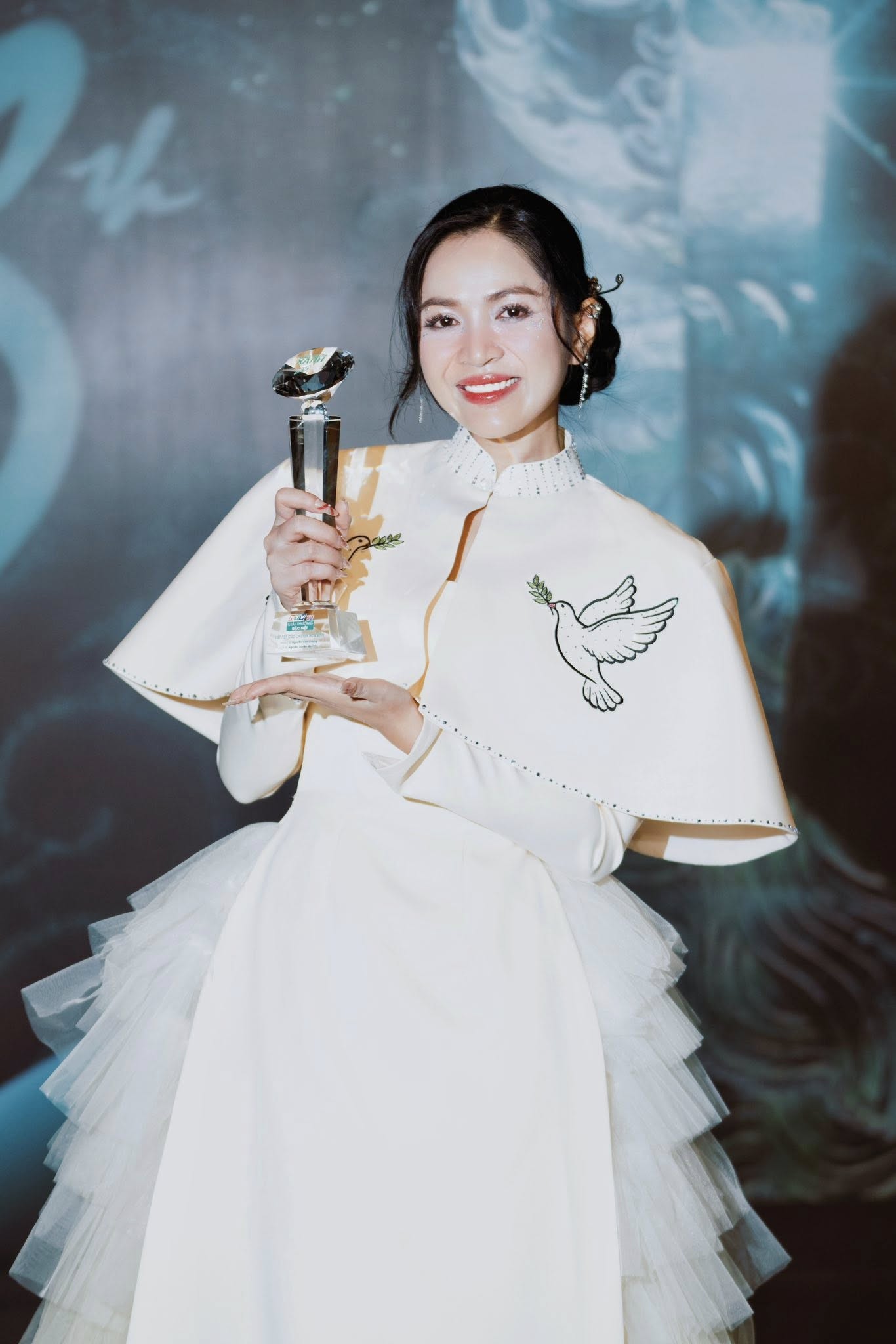 Nhạc sĩ Nguyễn Văn Chung và Duyên Quỳnh: Hành trình âm nhạc 2025 đầy cảm xúc - Ảnh 4. Nhạc sĩ Nguyễn Văn Chung và Duyên Quỳnh: Hành trình âm nhạc 2025 đầy cảm xúc - Ảnh 4.