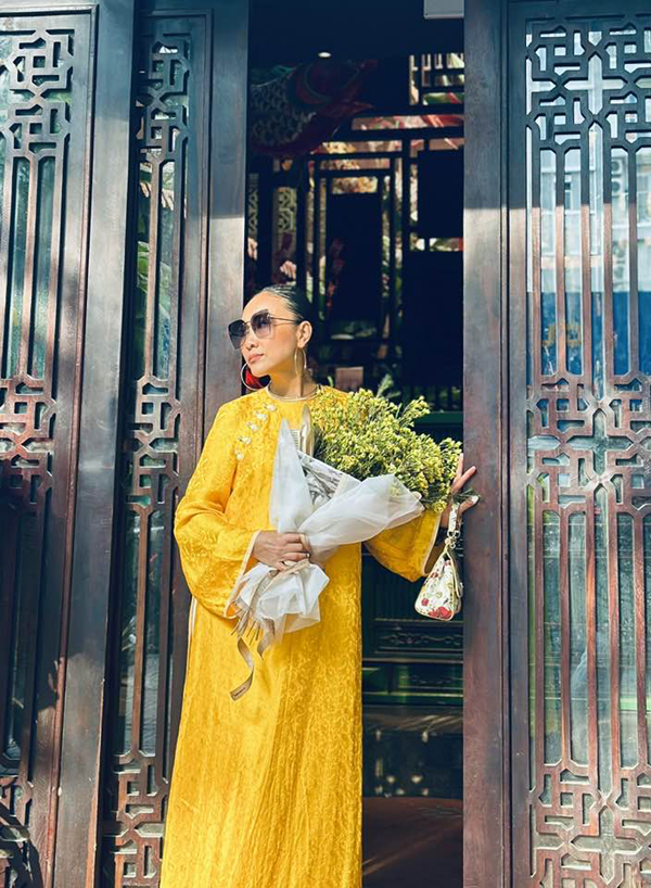 Nữ ca sĩ tuổi Ngọ lấy chồng Thụy Điển ở đời thực c&oacute; cuộc sống vi&ecirc;n m&atilde;n, tr&ograve;n đầy - Ảnh 3.