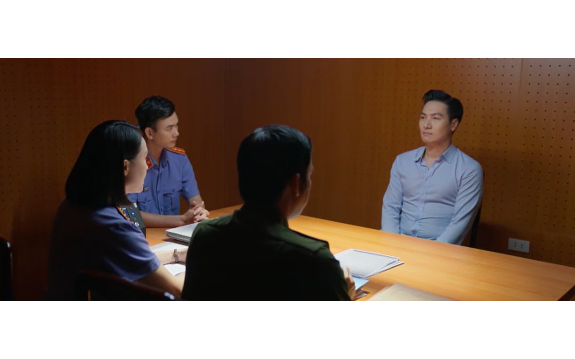 Tin vui của Hồng Diễm v&agrave; d&agrave;n diễn vi&ecirc;n phim 'Lằn ranh'  - Ảnh 1.