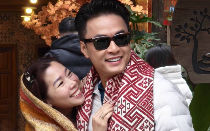 Hồng Đăng tiếp tục gây chú ý trong ngày cận Tết với hình ảnh mới