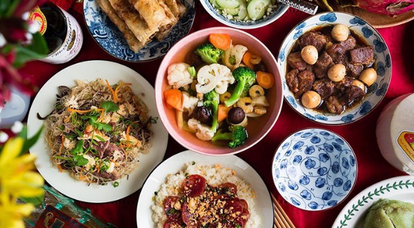 Ăn Tết l&agrave;nh mạnh: 6 nguy&ecirc;n tắc gi&uacute;p giữ sức khỏe, người Việt n&ecirc;n &aacute;p dụng ngay - Ảnh 1.