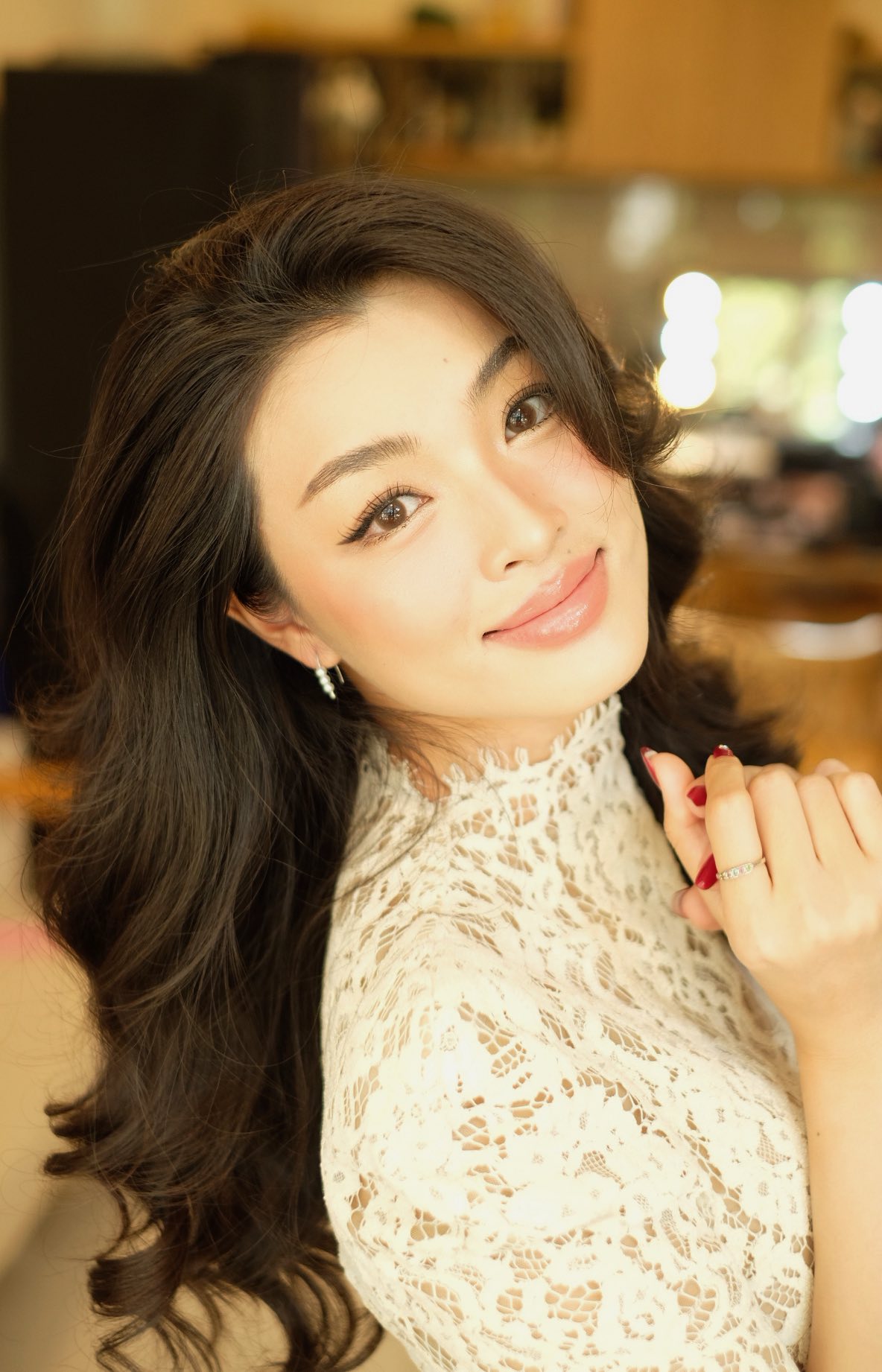 Lan Thy v&agrave; Dustin Ti&ecirc;u: N&agrave;ng thơ ' Em v&agrave; Trịnh ' nhận lời cầu h&ocirc;n bất ngờ - Ảnh 6.