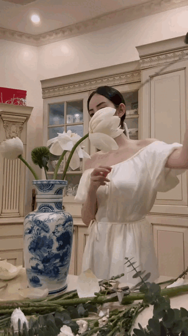 B&ecirc;n trong biệt thự xa hoa Hương Li&ecirc;n sống trước khi về l&agrave;m d&acirc;u cựu Chủ tịch tập đo&agrave;n- Ảnh 9.