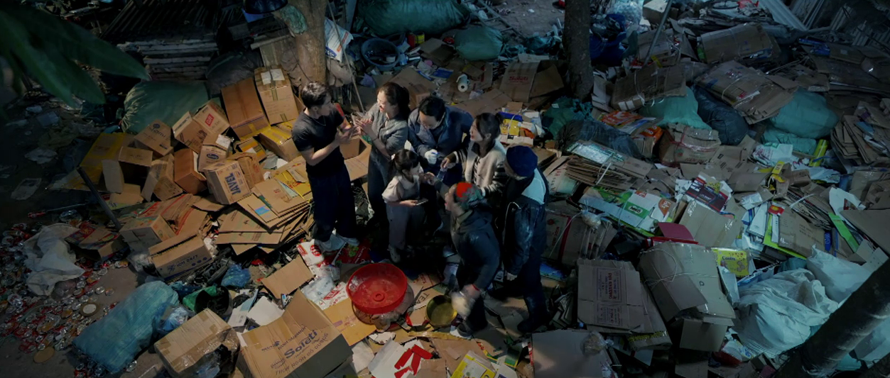 Gia đ&igrave;nh tr&aacute;i dấu - Tập 32: X&uacute;c động cảnh b&agrave; &Aacute;nh ch&iacute;nh thức coi con ri&ecirc;ng của chồng l&agrave; con m&igrave;nh - Ảnh 2.