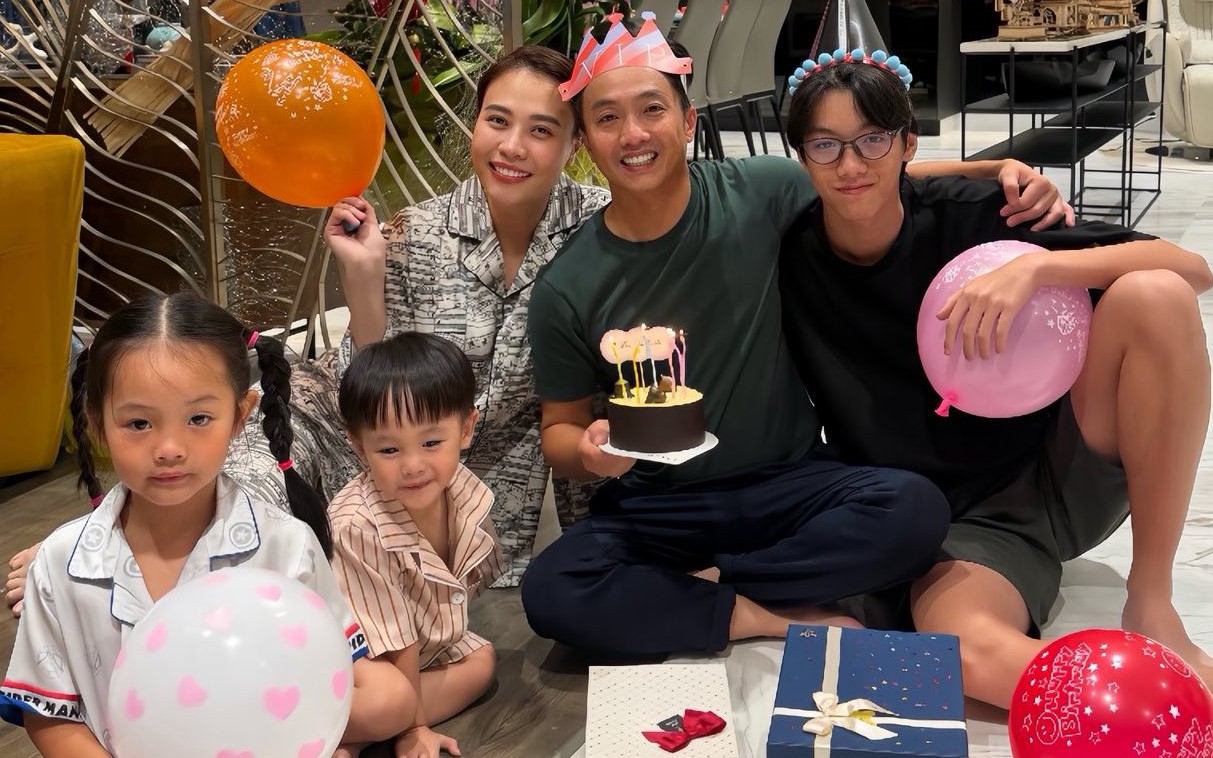 Con trai v&agrave; con g&aacute;i của Cường Đ&ocirc; la g&acirc;y ch&uacute; &yacute; trong ng&agrave;y đặc biệt của ba