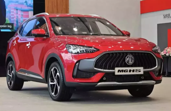 SUV hạng C, D giảm gi&aacute; sốc tới h&agrave;ng trăm triệu, chỉ từ 585 triệu đồng, Hyundai Santa Fe rẻ chưa từng c&oacute; - Ảnh 4.