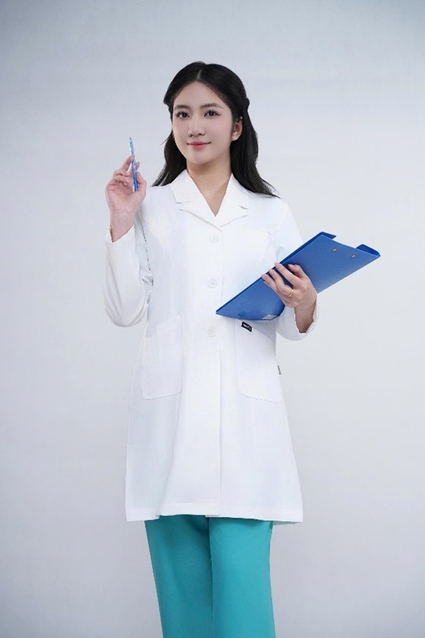 Thời trang y tế Mechic &ndash; Khi đồng phục ng&agrave;nh Y cũng cần phong c&aacute;ch - Ảnh 2.