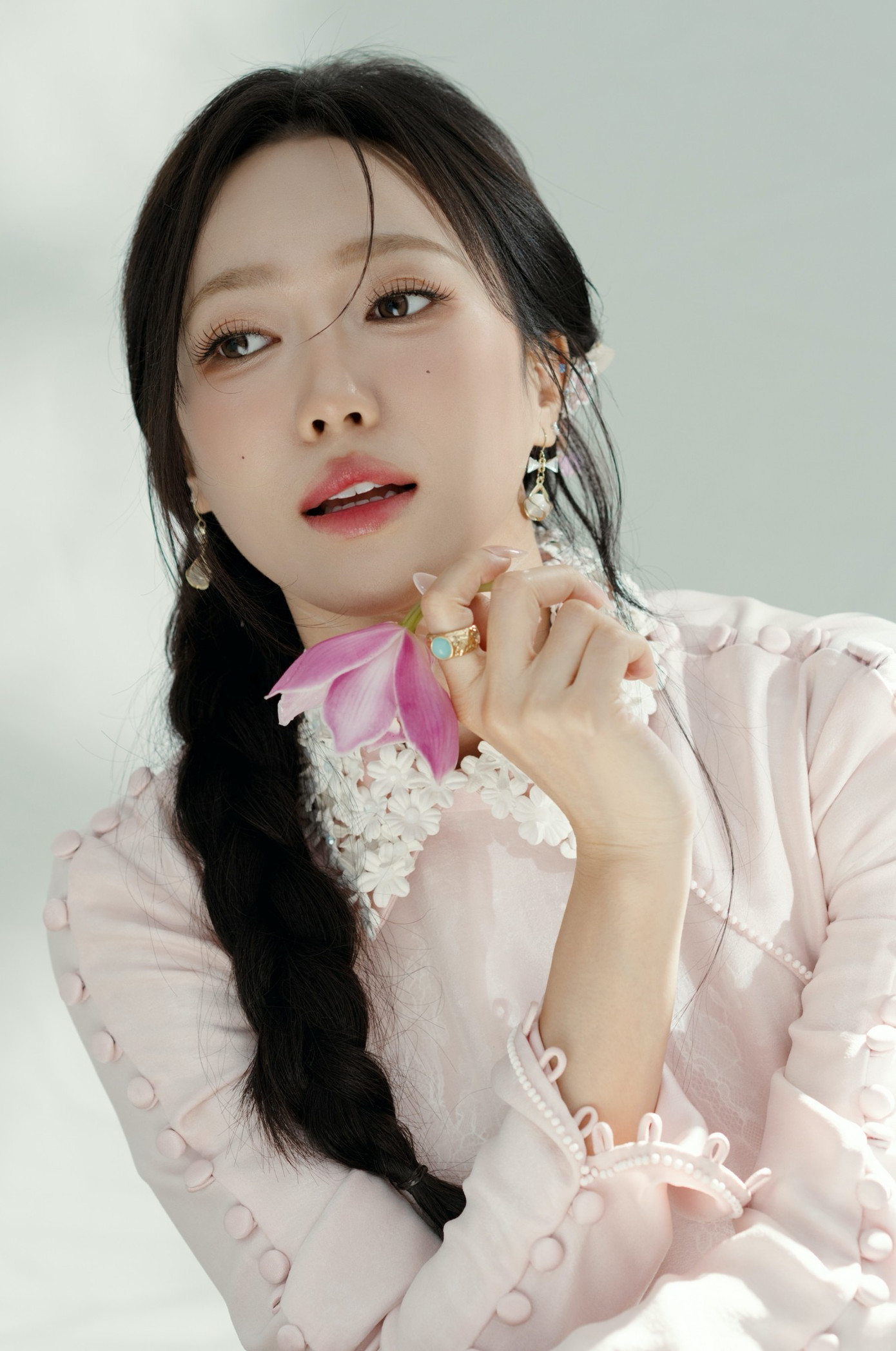 Diệu Nhi đẹp dịu d&agrave;ng trước thềm năm mới, biết ơn v&igrave; được kh&aacute;n giả y&ecirc;u thương - Ảnh 2.