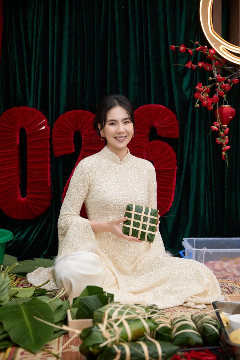 MC Mai Ngọc đ&oacute;n Tết 2026 tại biệt thự nh&agrave; chồng hạnh ph&uacute;c vi&ecirc;n m&atilde;n - Ảnh 1.