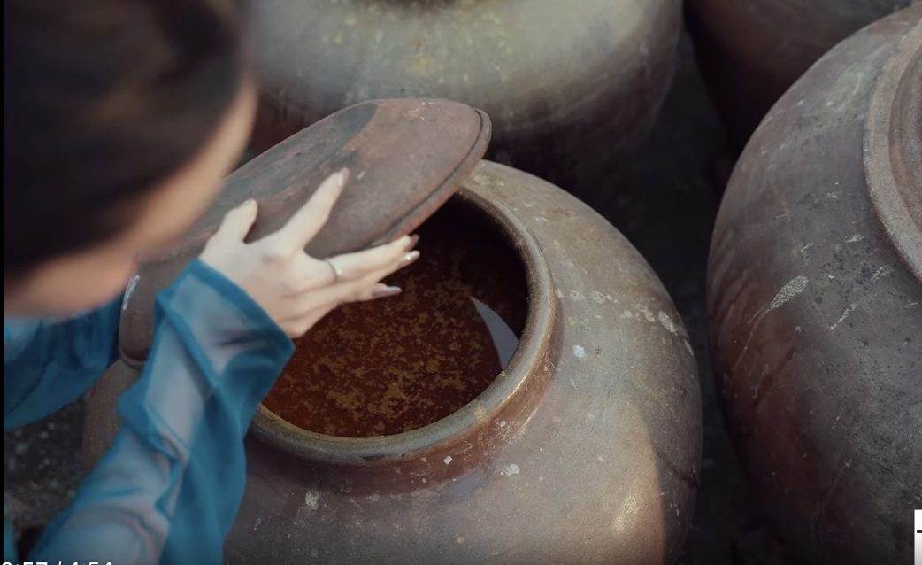 Nữ sinh Ng&acirc;n h&agrave;ng Đỗ Th&ugrave;y Linh g&acirc;y ch&uacute; &yacute; tại Miss World Vietnam 2025 - Ảnh 5.