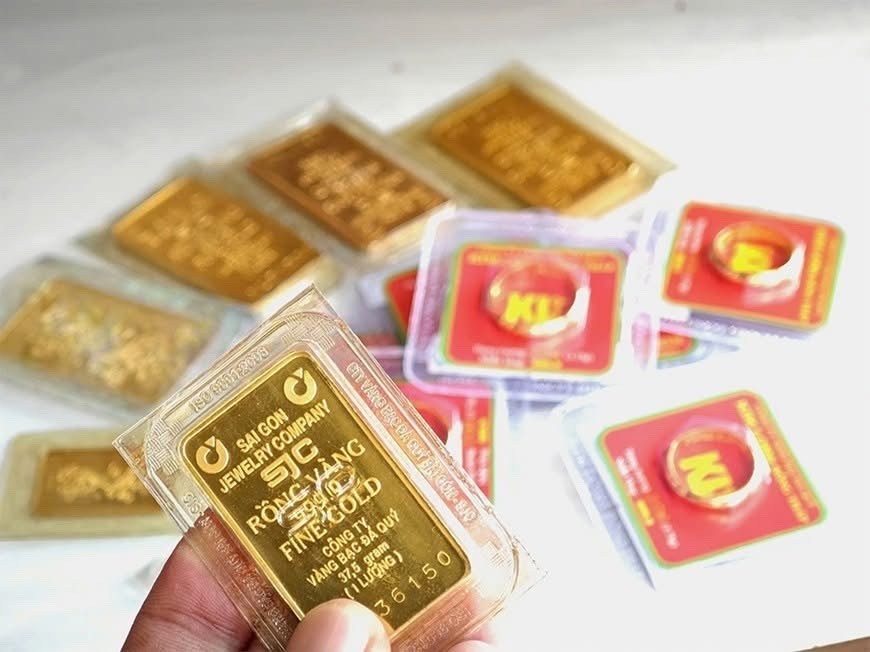 Gi&aacute; v&agrave;ng h&ocirc;m nay 14 / 2: V&agrave;ng SJC , Bảo T&iacute;n Minh Ch&acirc;u , DOJI giảm mạnh - Ảnh 1.