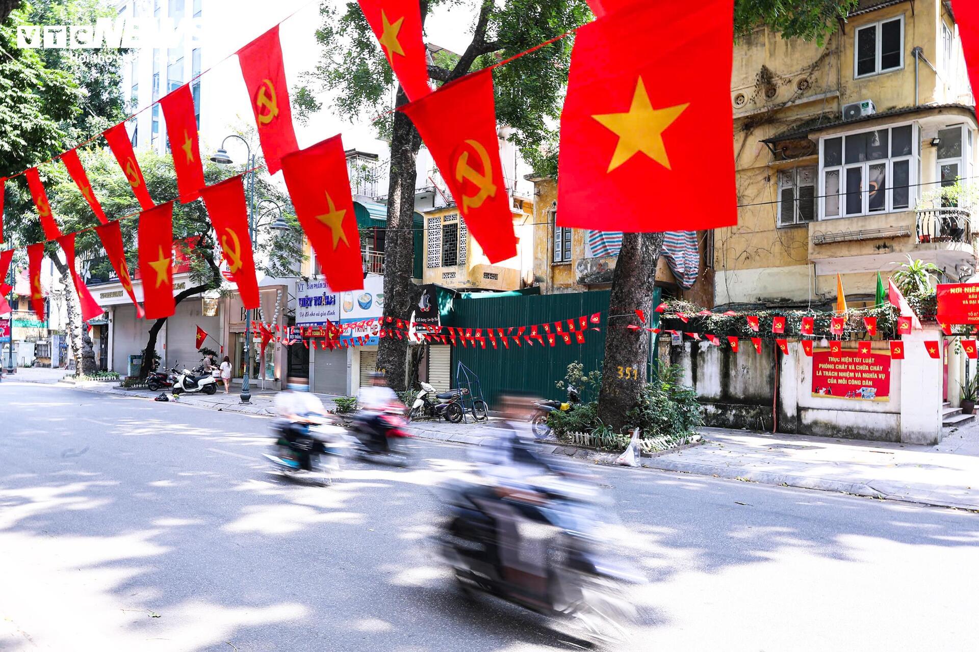 H&agrave; Nội th&ocirc;ng tho&aacute;ng, y&ecirc;n b&igrave;nh ng&agrave;y 29 Tết - Ảnh 14.