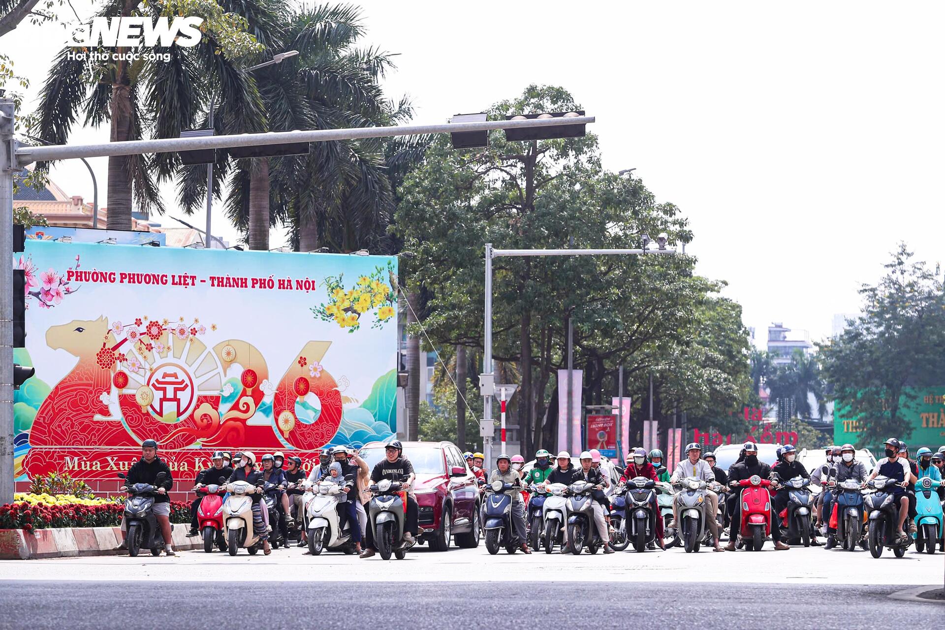 H&agrave; Nội th&ocirc;ng tho&aacute;ng, y&ecirc;n b&igrave;nh ng&agrave;y 29 Tết - Ảnh 13.