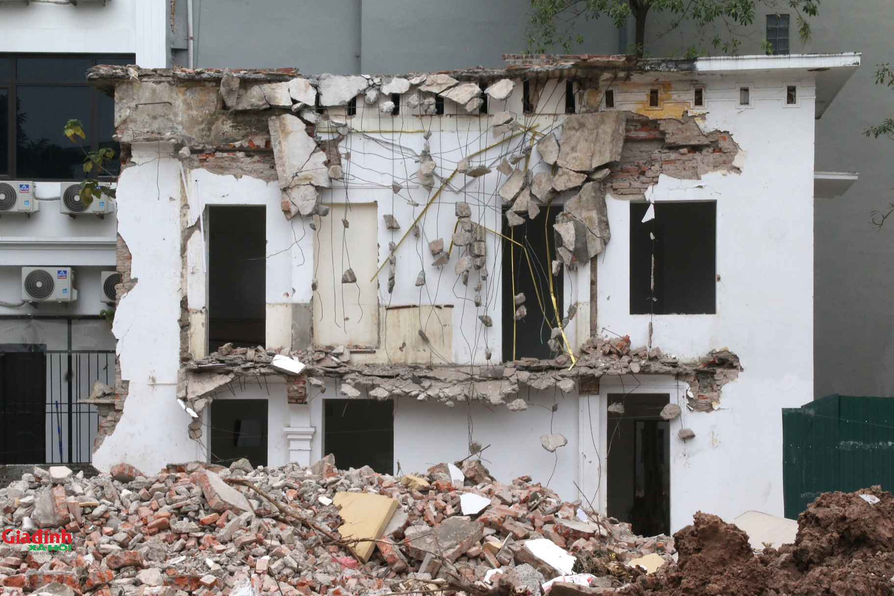 H&agrave; Nội: Người d&acirc;n hối hả dỡ nh&agrave;, giao đất thực hiện GPMB dự &aacute;n đường V&agrave;nh đai 2,5 - Ảnh 10.