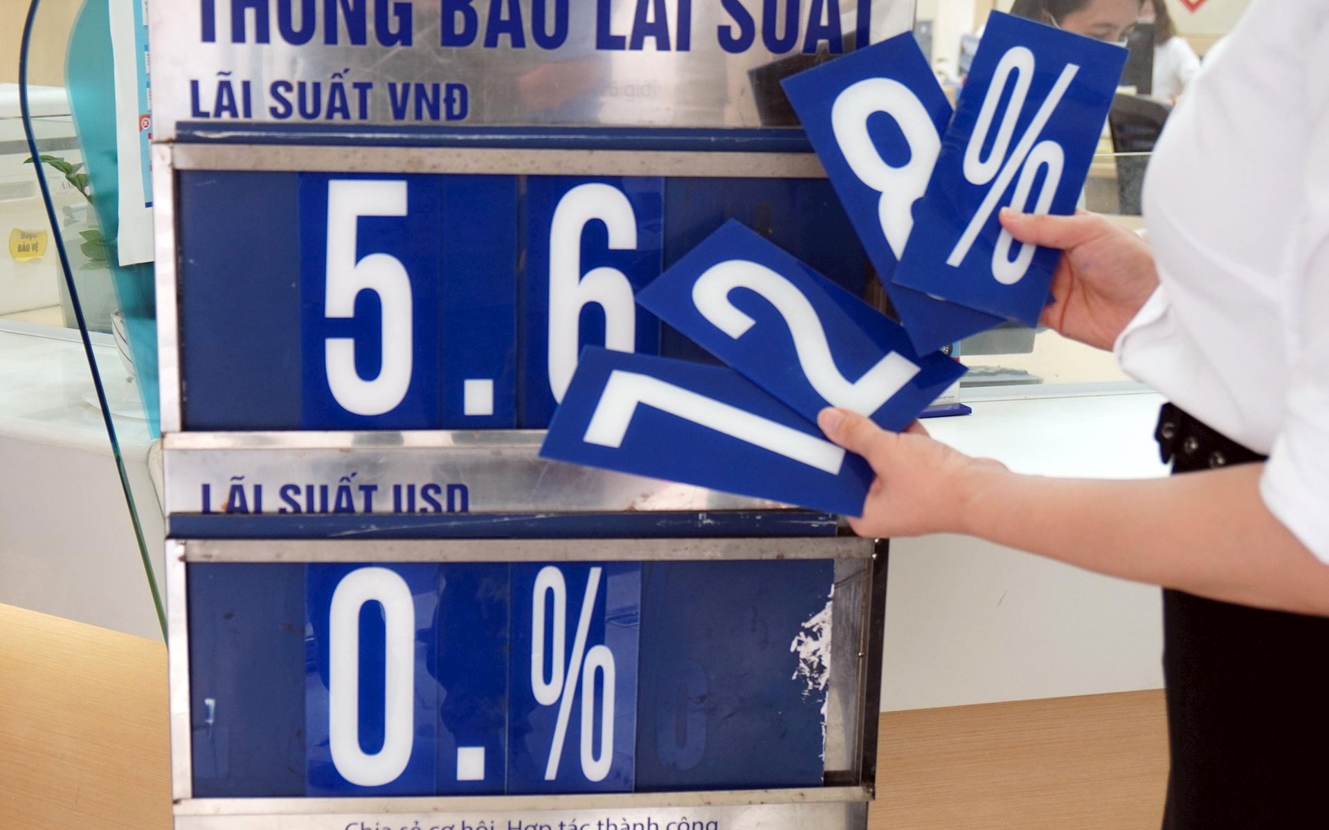 L&atilde;i suất ng&acirc;n h&agrave;ng 2026: Gửi 300 triệu đồng tại BIDV nhận l&atilde;i suất hấp dẫn - Ảnh 1.