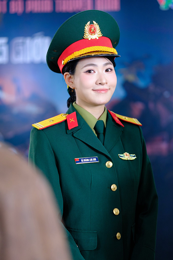 Sắc v&oacute;c Minh Trang  - Ảnh 2.