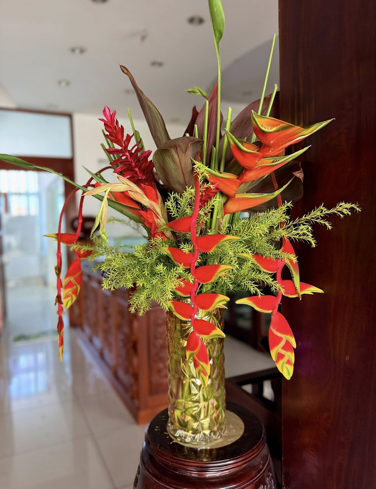 Ca sĩ Mỹ Lệ ở tuổi 54 sống vi&ecirc;n m&atilde;n b&ecirc;n biệt thự 1 . 000 M2 tại TP HCM - Ảnh 7.