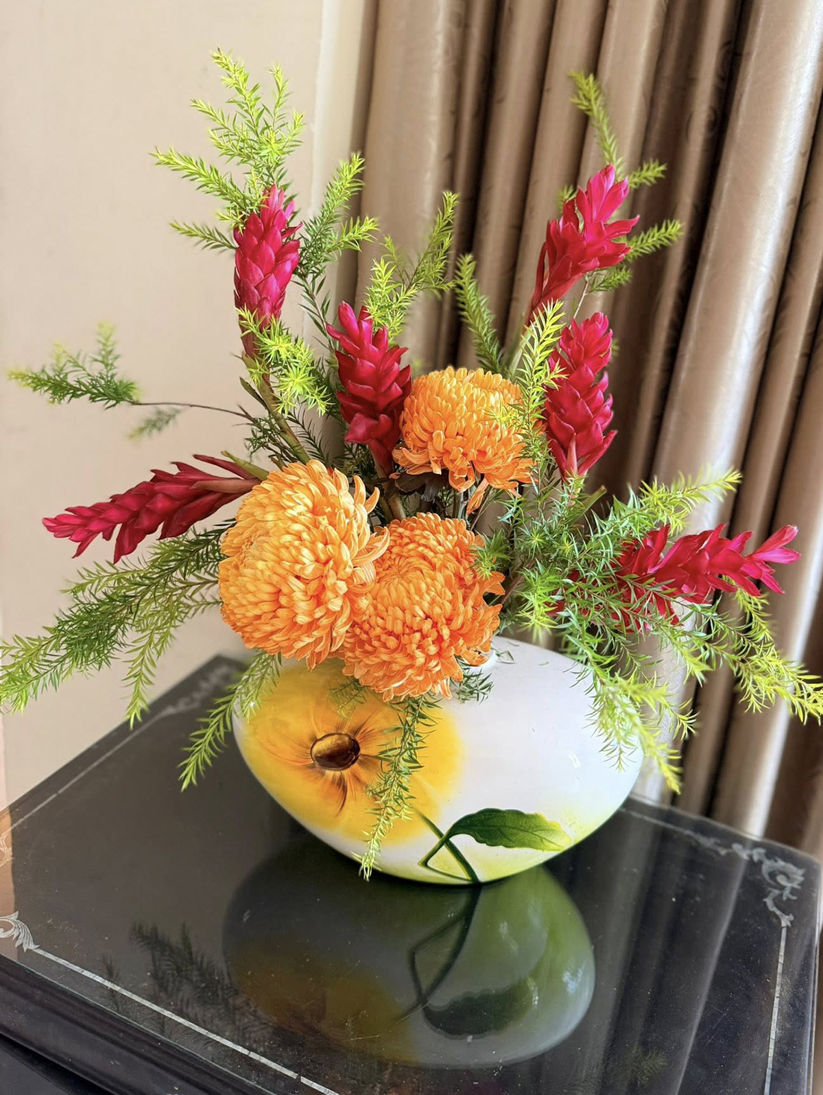 Ca sĩ Mỹ Lệ ở tuổi 54 sống vi&ecirc;n m&atilde;n b&ecirc;n biệt thự 1 . 000 M2 tại TP HCM - Ảnh 8.