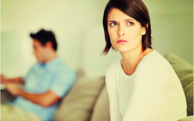 3 điều khiến phụ nữ "chết t&acirc;m": C&aacute;i gi&aacute; đắt cho những người chồng th&iacute;ch tranh gi&agrave;nh hơn thua với vợ