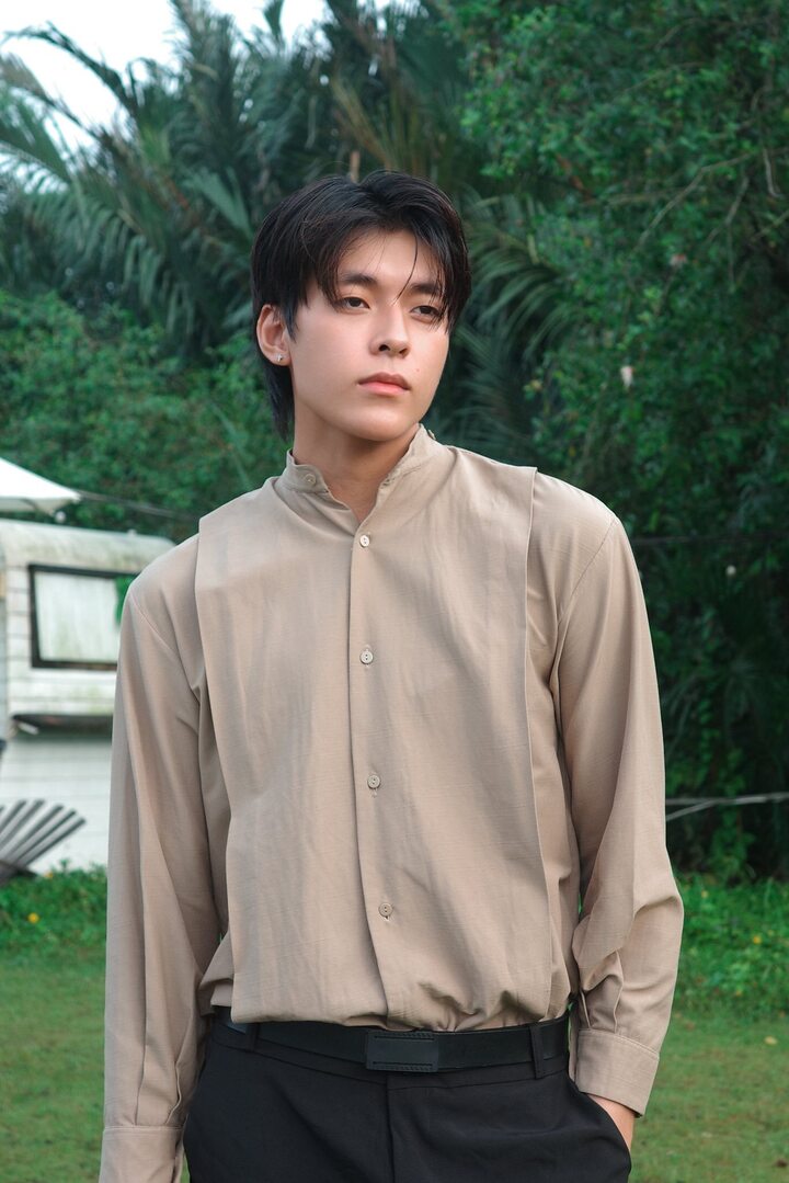 Điều &iacute;t biết về mỹ nam cao 1m92 đ&oacute;ng ch&iacute;nh phim đang dẫn đầu ph&ograve;ng v&eacute; Việt - Ảnh 5.