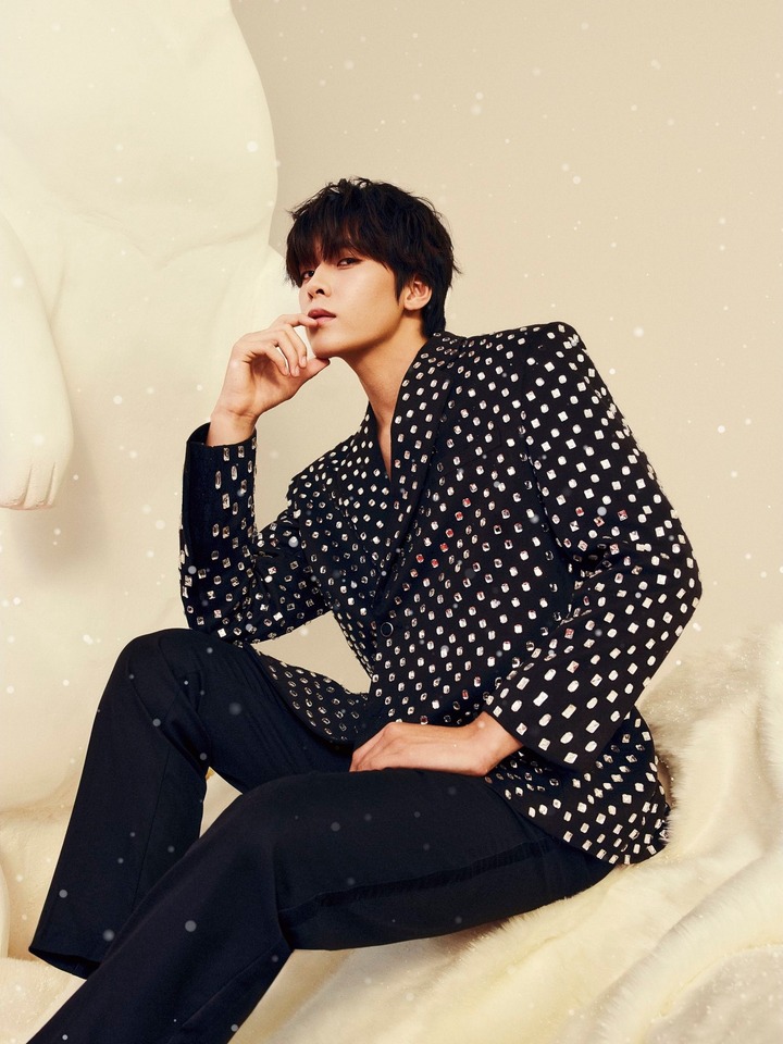 Điều &iacute;t biết về mỹ nam cao 1m92 đ&oacute;ng ch&iacute;nh phim đang dẫn đầu ph&ograve;ng v&eacute; Việt - Ảnh 4.