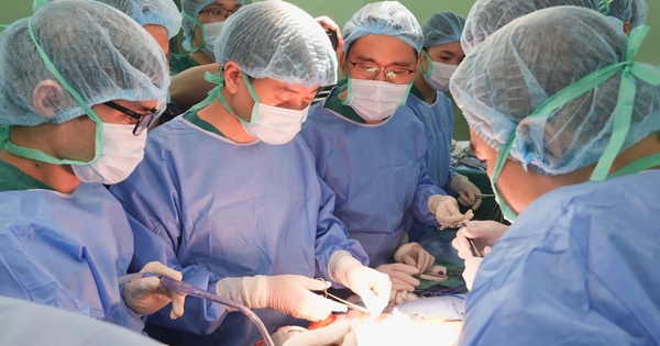 8 Cuộc Đời Được Viết Tiếp Nhờ Món Quà Hy Vọng Từ Một Nam Sinh Mùa Xuân