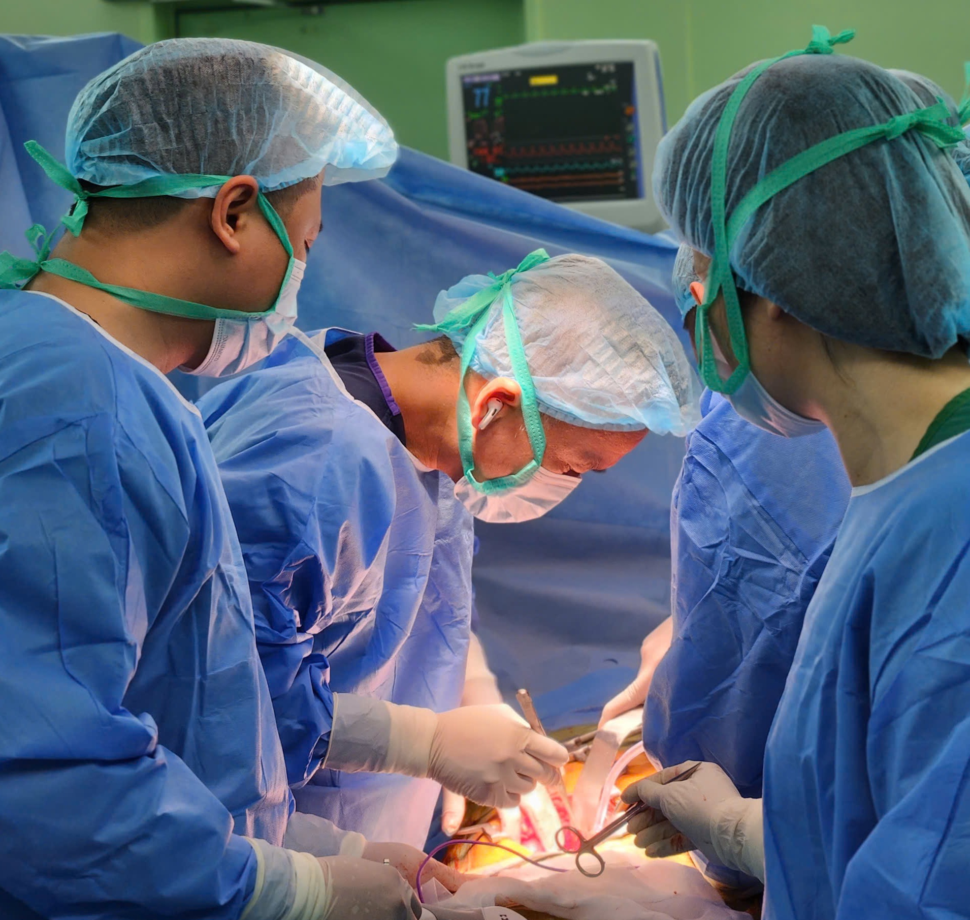 M&ugrave;ng 6 Tết, 8 cuộc đời được viết tiếp nhờ tạng hiến của một nam sinh: Một m&ugrave;a xu&acirc;n của hy vọng - Ảnh 6.