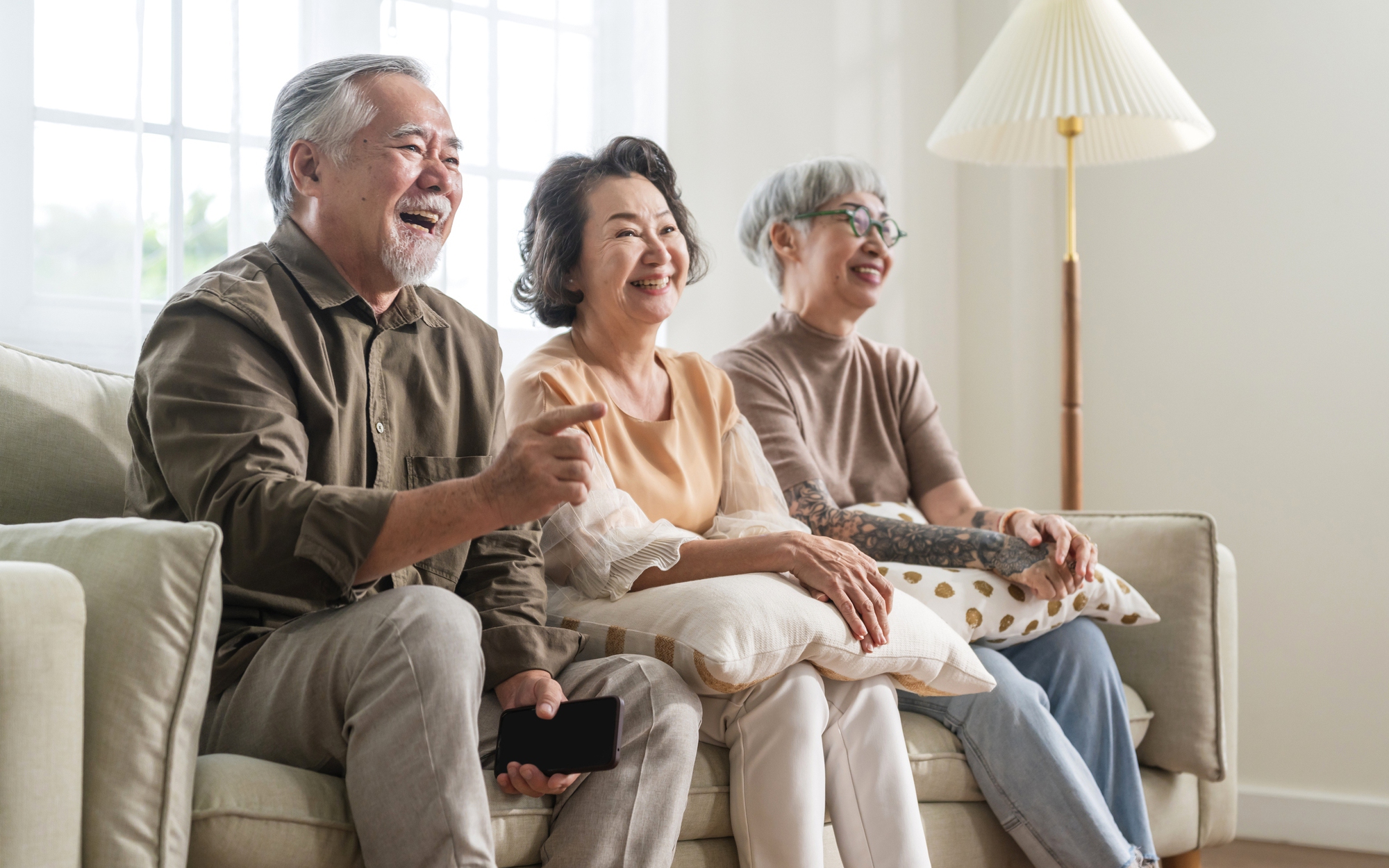 Cha Mẹ Trên 70 Tuổi Làm Được 5 Điều Này: Phúc Khí Lớn Cho Con Cháu