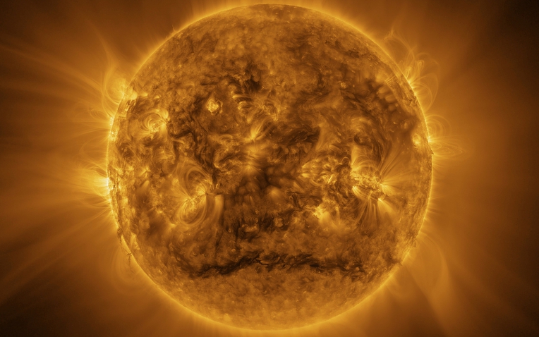 solar-orbiters-widest-high-res-view-of-the-sun-esa508430-1771881455237393760212-63-0-1663-2560-crop-1771881603072346943068-1772022425171-17720224254651634866307.jpeg
