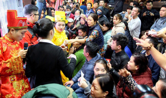 Kh&ocirc;ng mua được v&agrave;ng ng&agrave;y v&iacute;a Thần T&agrave;i th&igrave; đ&oacute;n t&agrave;i lộc đầu năm c&aacute;ch n&agrave;o - Ảnh 2.