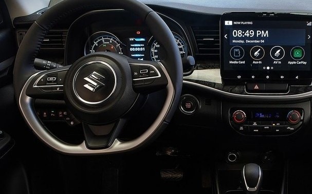 Trải nghiệm MPV 7 chỗ Suzuki XL7 hybrid gi&aacute; 599 triệu đồng b&aacute;n ở Việt Nam thiết kế khỏe khoắn, trang bị đẳng cấp, tiết kiệm xăng hơn Toyota Yaris Cross hybrid, Honda HR-V hybrid