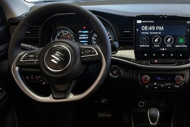 Trải nghiệm MPV 7 chỗ Suzuki XL7 hybrid gi&aacute; 599 triệu đồng b&aacute;n ở Việt Nam thiết kế mạnh mẽ, trang bị đẳng cấp, si&ecirc;u tiết kiệm xăng, xịn hơn Toyota Yaris Cross hybrid, Honda HR-V hybrid  - Ảnh 4.