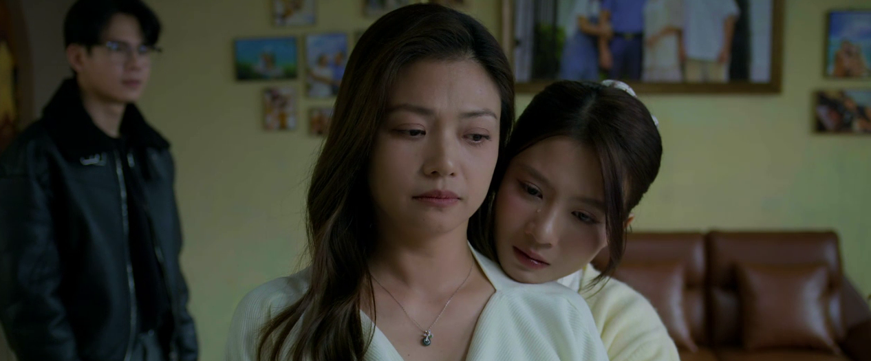 Vân có bầu, Đức nói lời đầy trách nhiệm - Ảnh 4. Gia đình trái dấu - Tập 28: Bạn gái có thai, Đức phản ứng bất ngờ - Ảnh 5.