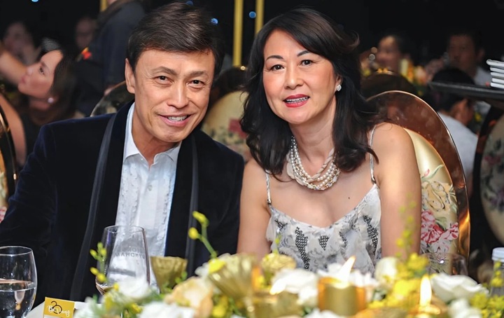 Nam danh ca vừa ly h&ocirc;n ở tuổi U80: Đi h&aacute;t từ 4 tuổi, từng điều trị ung thư - Ảnh 2.