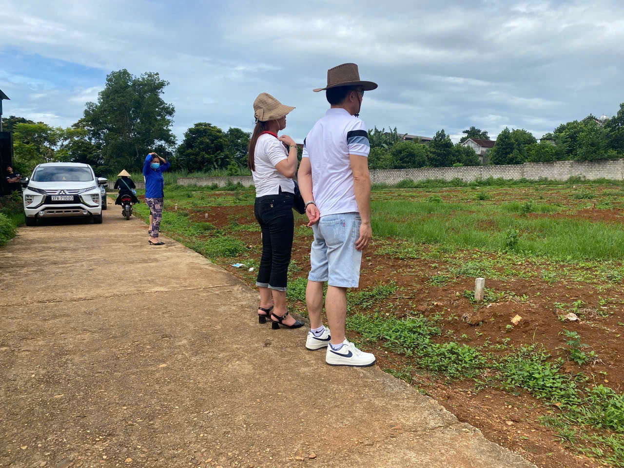 Sốt đất ăn theo quy hoạch ở Nghệ An, tr&uacute;ng đấu gi&aacute; rồi bỏ cọc - Ảnh 3.