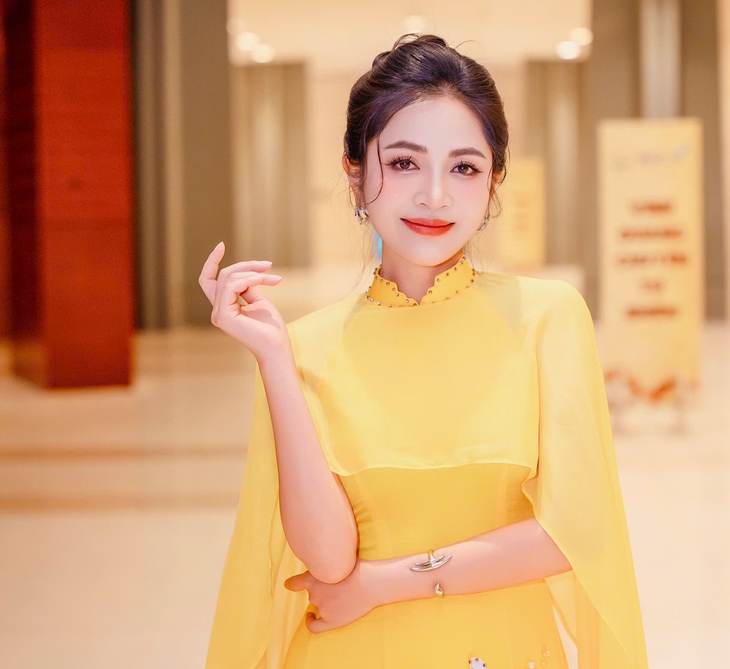 H&agrave;nh tr&igrave;nh mua nh&agrave; của Duy&ecirc;n Quỳnh sau 10 năm lăn lộn trong &Acirc;m nhạc - Ảnh 3.