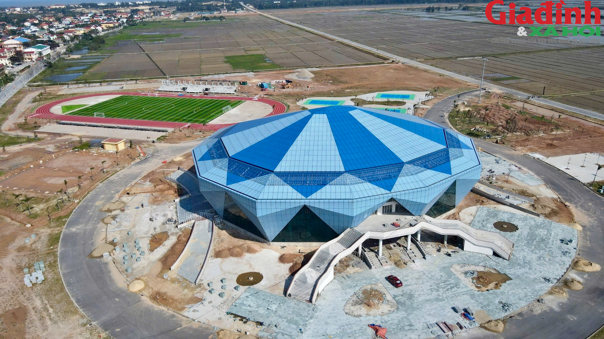 H&igrave;nh h&agrave;i 'vi&ecirc;n kim cương xanh' trăm tỷ nằm gần biển Nhật Lệ - Ảnh 1.